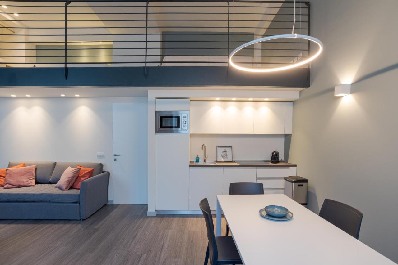 Suite Broletto - By MyhomeinКомо Экстерьер фото